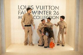 PFW Louis Vuitton Photocall EB