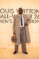 PFW Louis Vuitton Photocall EB