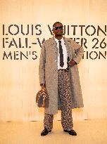 PFW Louis Vuitton Photocall EB