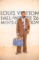 PFW Louis Vuitton Photocall EB