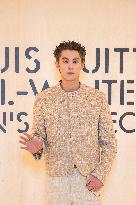 PFW Louis Vuitton Photocall EB