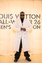 PFW Louis Vuitton Photocall EB