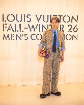 PFW Louis Vuitton Photocall EB