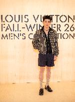 PFW Louis Vuitton Photocall EB