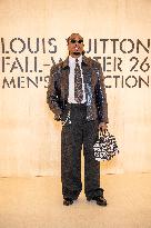 PFW Louis Vuitton Photocall EB