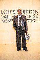 PFW Louis Vuitton Photocall EB