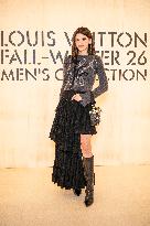 PFW Louis Vuitton Photocall EB