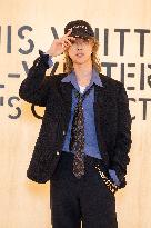 PFW Louis Vuitton Photocall EB