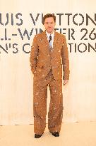 PFW Louis Vuitton Photocall EB