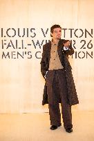 PFW Louis Vuitton Photocall EB