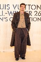 PFW Louis Vuitton Photocall EB