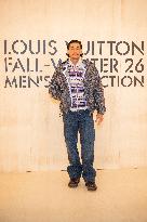 PFW Louis Vuitton Photocall EB