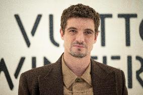 PFW Louis Vuitton Photocall EB