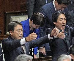 Japan PM Takaichi dissolves lower house