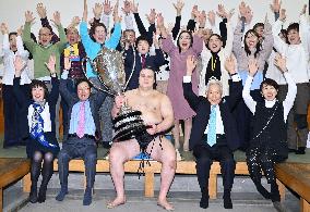 New Year Grand Sumo Tournament