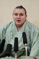 Sumo: Ozeki Aonishiki