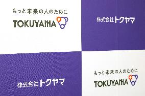 Tokuyama signboard and logo