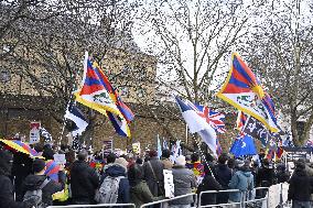 Protest against Chinese embassy transfer in London