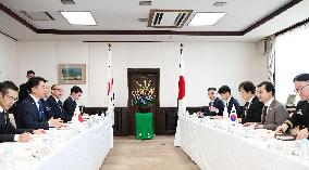 Japan-S. Korea defense talks