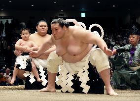 Retirement ceremony for ex-yokozuna Terunofuji