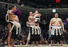 Retirement ceremony for ex-yokozuna Terunofuji