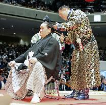 Retirement ceremony for ex-yokozuna Terunofuji