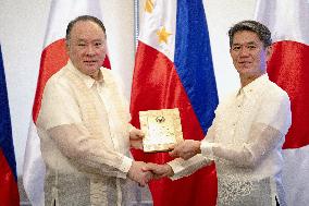 Japan's delivery of surveillance radar systems to Philippines