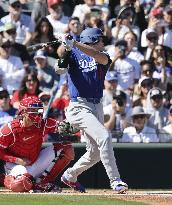 Baseball: MLB spring training game