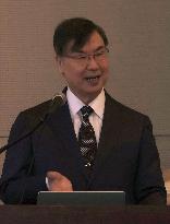 Nobel Prize winner Sakaguchi gives lecture