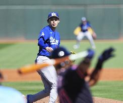 Baseball: MLB spring training game