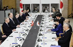 Japan-Canada talks
