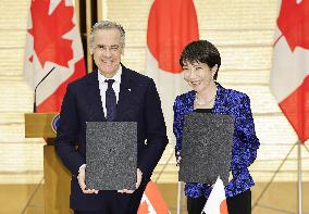 Japan-Canada talks