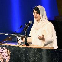 Nobel Prize laureate Yousafzai addresses U.N. event