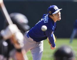 Baseball: Dodgers pitcher Sasaki