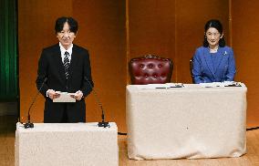 Crown prince attends social education group event