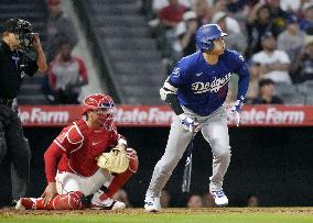 Baseball: MLB preseason game