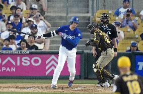 Baseball: MLB spring training game