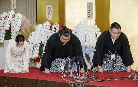 Sumo: Kirishima earns re-promotion to ozeki