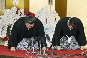 Sumo: Kirishima earns re-promotion to ozeki