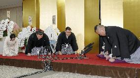 Sumo: Kirishima earns re-promotion to ozeki