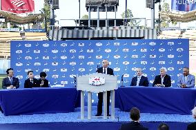 Baseball: Uniqlo Field at Dodger Stadium