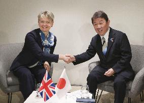 Japan-Britain talks in France