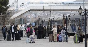 Evacuees from Iran heading to Turkey