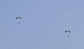 U.S. military parachute drill