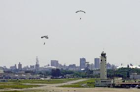 U.S. military parachute drill