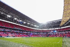 Football: Japan vs. England