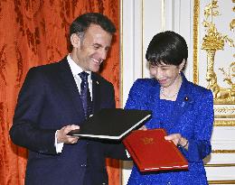 Japan-France summit