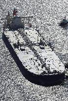Last Japan-bound crude oil tanker arrives in Tokyo Bay