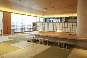 Renewal of Narita airport terminal