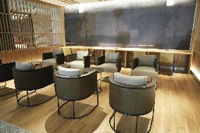 Renewal of Narita airport terminal